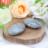MAIBAOTA 2.4" Lapis Lazuli Crystal Stone Polished Palm Stone 0.7" Thick Natural Reiki Gemstone Worry Stone Healing Crystals Energy Balancing Anxiety Stress Relief Meditation 1 Pc