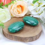 MAIBAOTA 2.4" Lapis Lazuli Crystal Stone Polished Palm Stone 0.7" Thick Natural Reiki Gemstone Worry Stone Healing Crystals Energy Balancing Anxiety Stress Relief Meditation 1 Pc